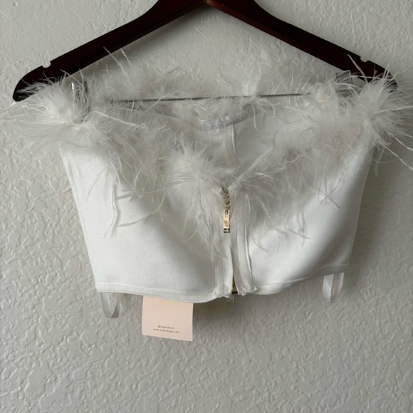 NWT Superdown Ramona White Feather Trim Bustier Crop Top Size Small Bridal - Picture 5 of 6